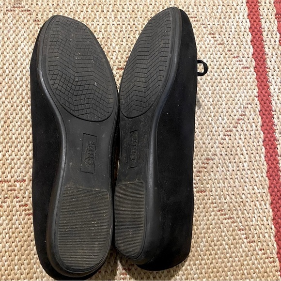 Cliffs By White Mountains Black Suede Flats - Picture 4 of 6